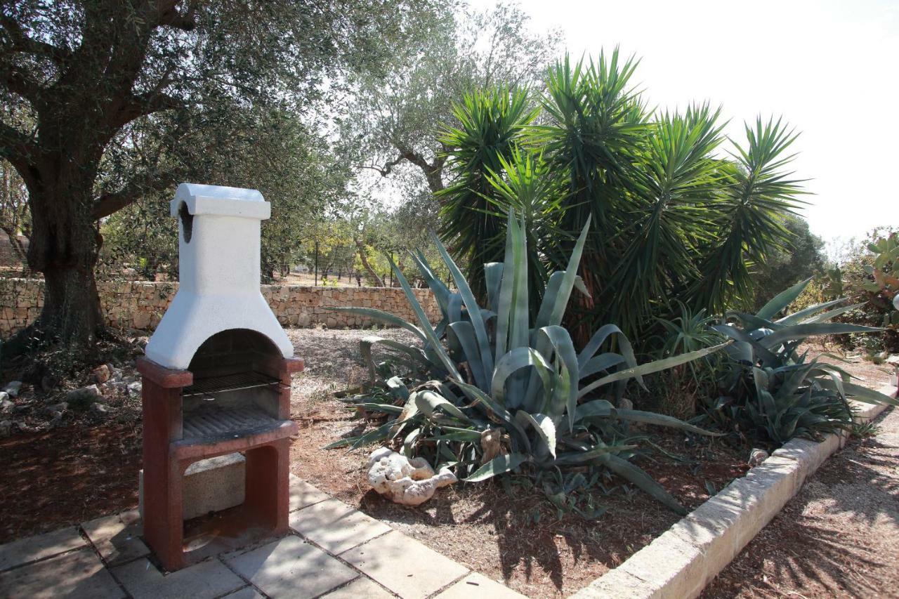 Trullo Riccardo Villa Ostuni Bagian luar foto